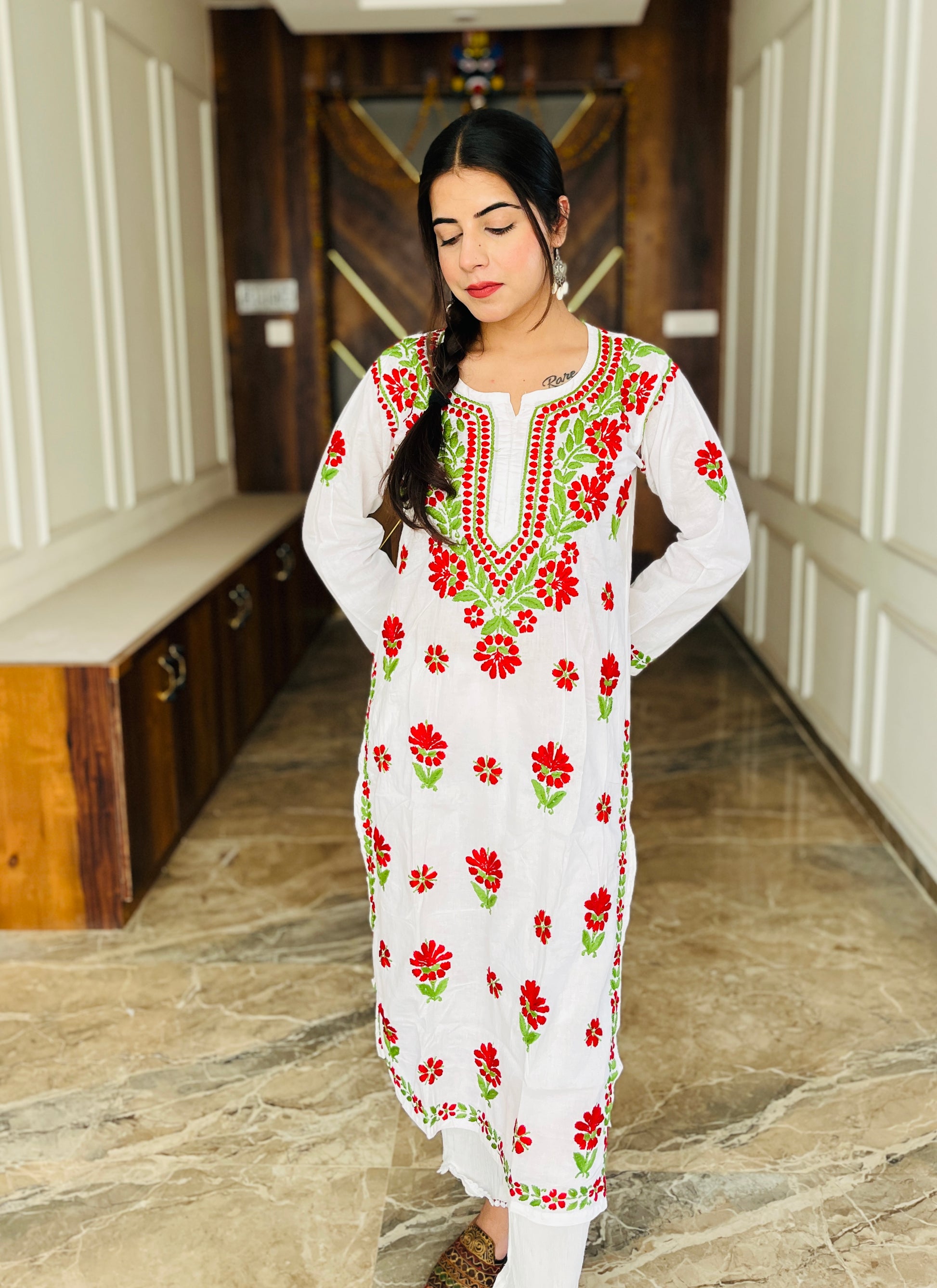 Lakhnawi Chikankari Suit 8.1