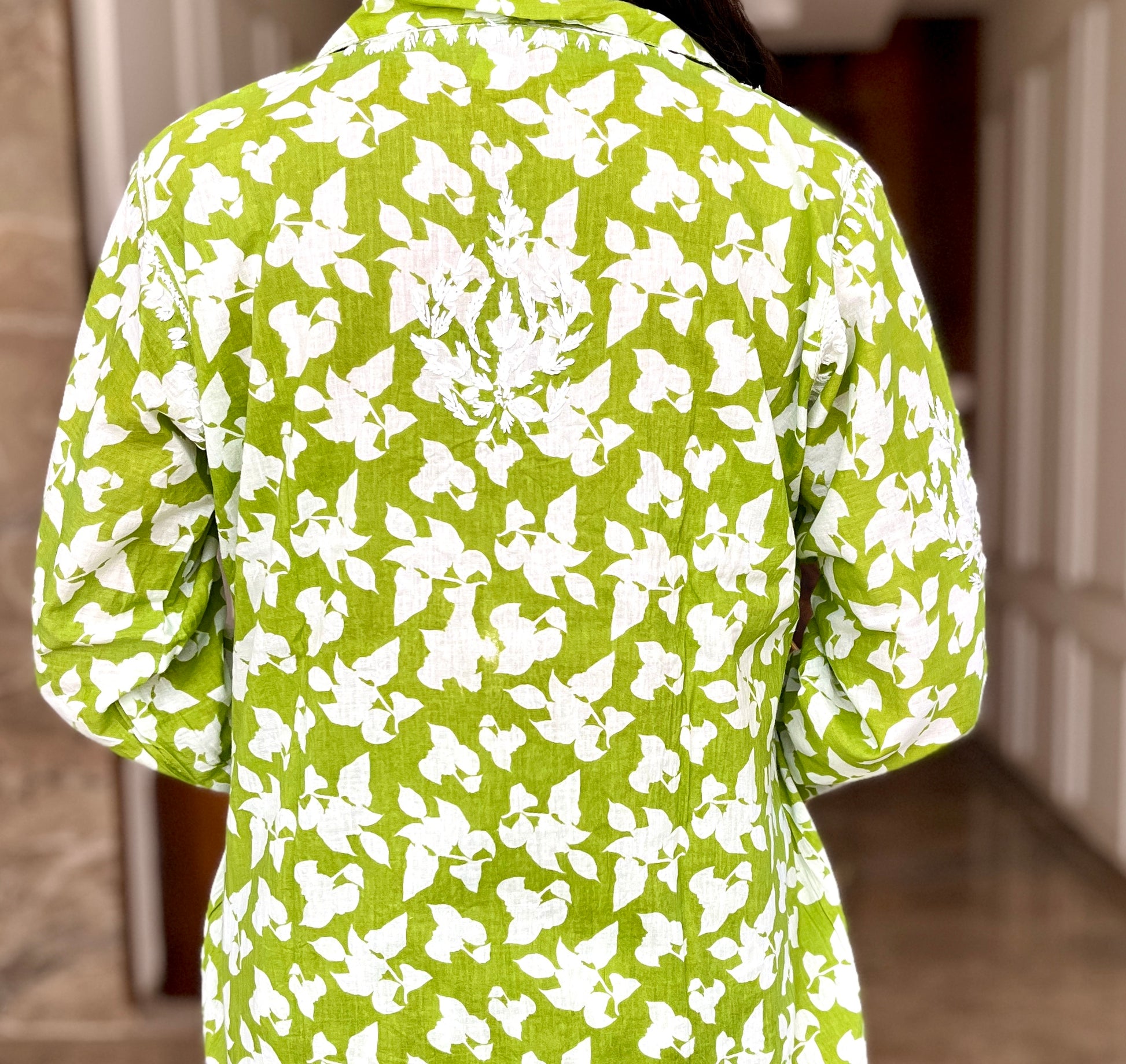 Lakhnawi Chikankari Suit 16.1